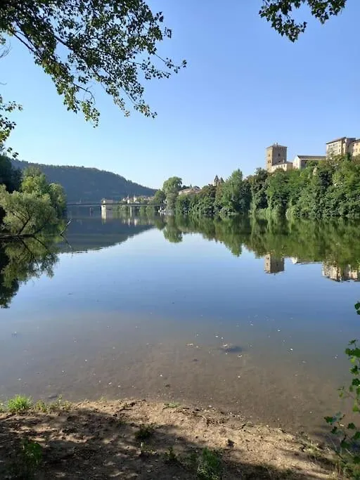 Agreable T2 Calme Centre-Ville Cahors